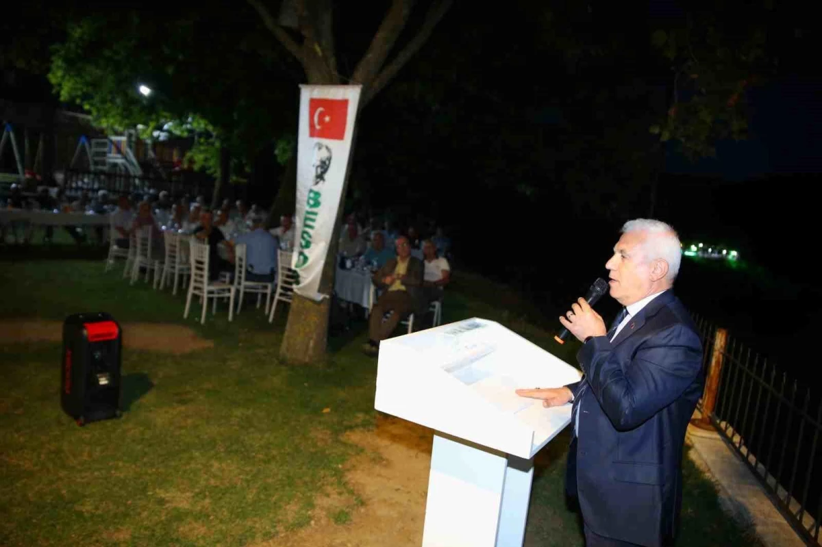 Bursa Büyükşehir Belediye Başkanı Mustafa Bozbey, Esnaf ve Halk Arasındaki Balyozu Kaldırmak İstiyor