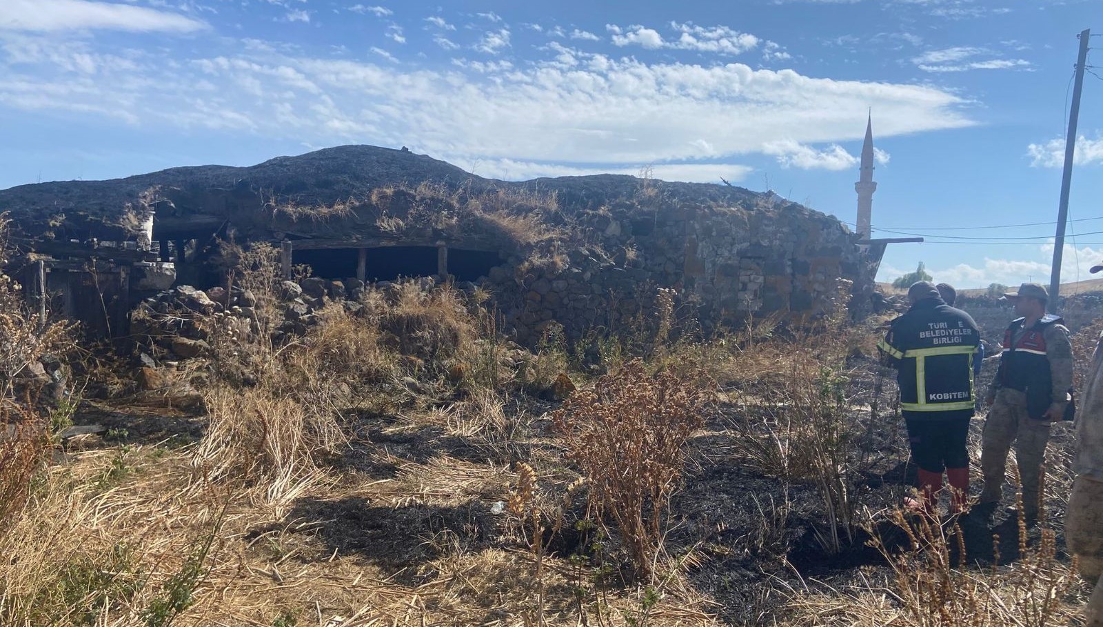 karsta metruk binada yangin cikti zKjv2cCG