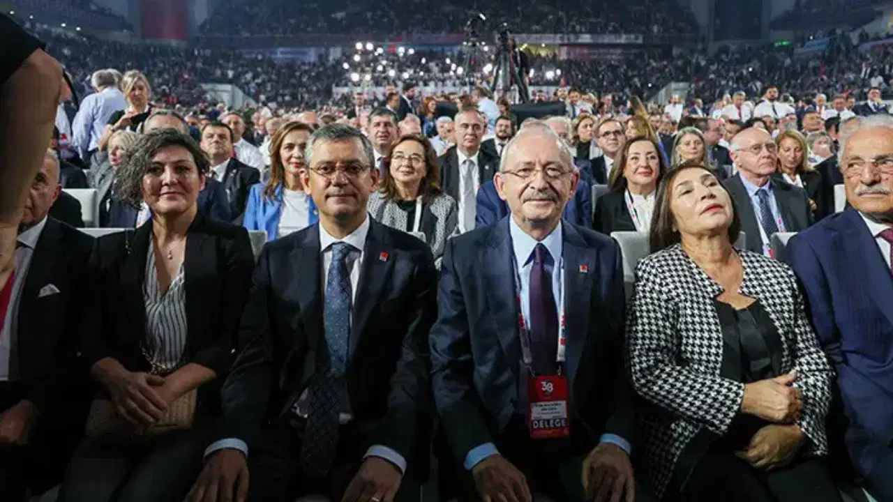 ozgur ozelden kritik aciklama kilicdaroglunun kayyum kararina tenezzul etmeyecegini dusunuyorum CDzG2XmT