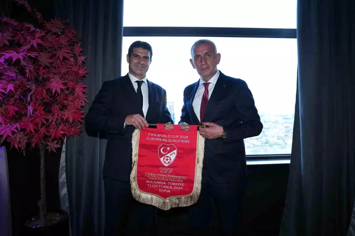 a milli takim icin bulgaristanda resmi mac yemegi duzenlendi 4xgllXeq