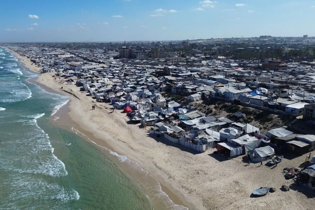 gazzedeki ateskes sonrasi binlerce filistinli aile cadirlarda kalmaya devam ediyor 6HsT8px7.jpg